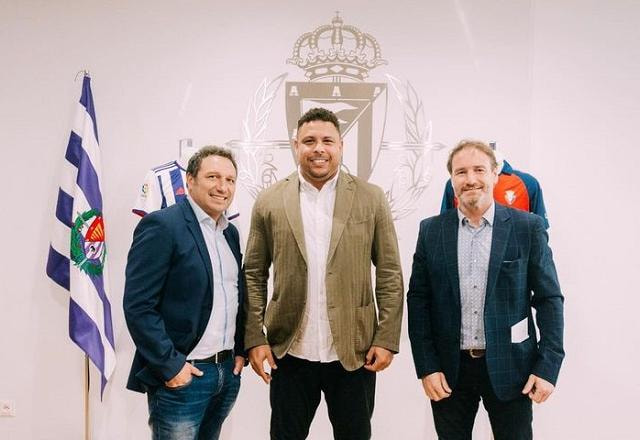 Imagem da noticia Torcida do Valladolid protesta contra Ronaldo Fenômeno, dono do clube