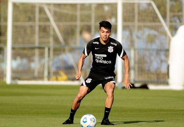 Imagem da noticia Desfalque no Corinthians! Roni tem lesão no joelho confirmada