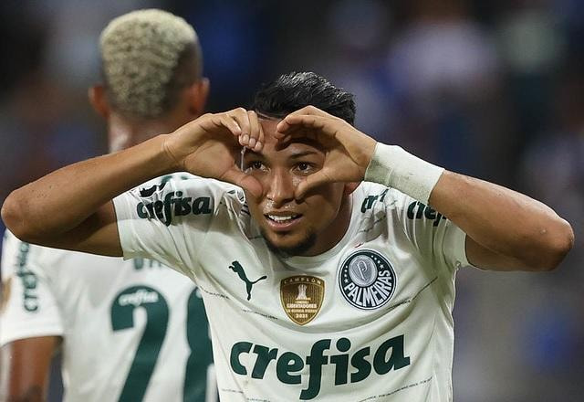 Imagem da noticia Com gol histórico de Rony, Palmeiras vence Emelec e mantém 100% na Libertadores