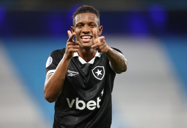 Botafogo marca nos acréscimos e vence o Racing pela Sul-Americana Botafogo marca nos acréscimos e vence o Racing pela Sul-Americana