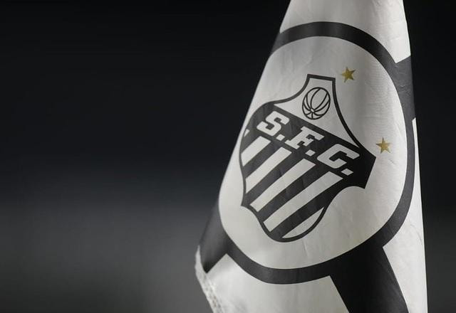 Imagem da noticia Santos encaminha contratações de destaques do Água Santa