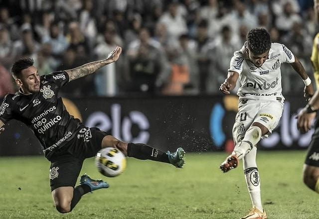 Imagem da noticia Santos x Corinthians: onde assistir, escalações e desfalques