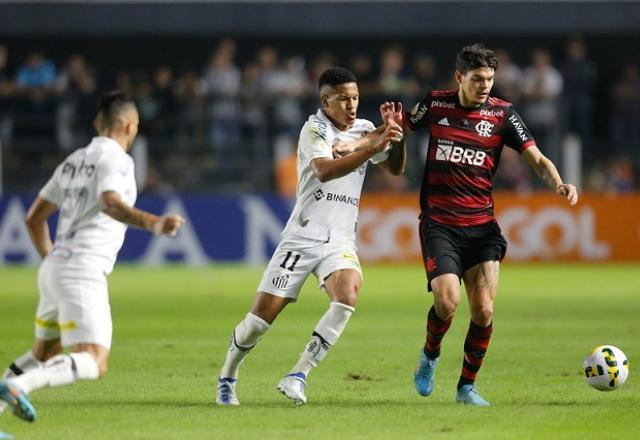 Imagem da noticia Flamengo x Santos: onde assistir, escalações e desfalques