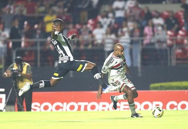 Imagem da noticia Santos x São Paulo: onde assistir, escalações e desfalques