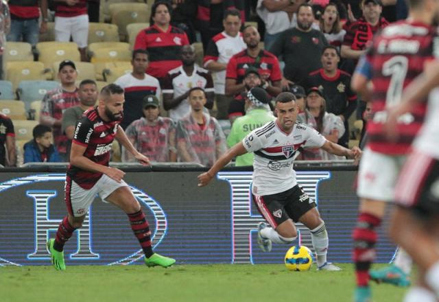 Imagem da noticia Flamengo x São Paulo: onde assistir, escalações e desfalques