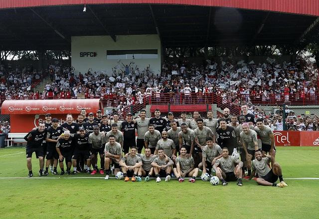 Imagem da noticia São Paulo realiza treino aberto a jovens carentes neste Dia das Crianças