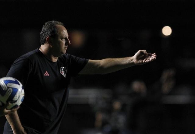 Imagem da noticia São Paulo anuncia demissão do técnico Rogério Ceni