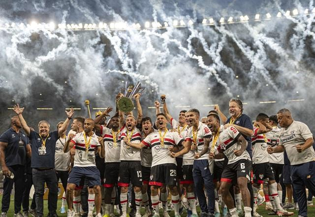 Imagem da noticia São Paulo provoca Palmeiras após aumentar hegemonia em mata-matas