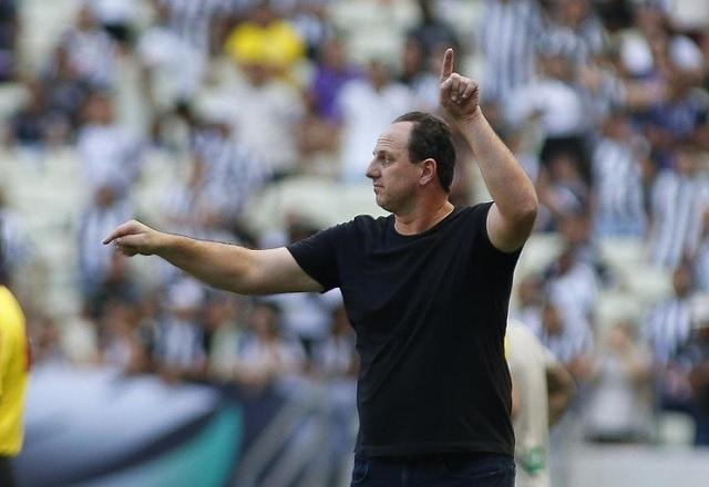 Imagem da noticia São Paulo ganha respiro no calendário antes de final da Copa Sul-Americana