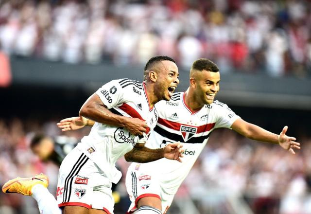 Imagem da noticia São Paulo vence o Corinthians e pegará o Palmeiras na final do Paulistão