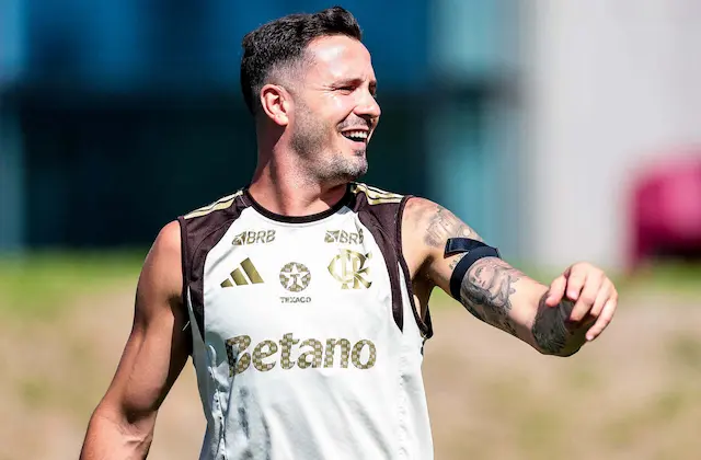 Saúl e Cebolinha podem reforçar o Flamengo contra o Medellín (COL) Saúl e Cebolinha podem reforçar o Flamengo contra o Medellín (COL)