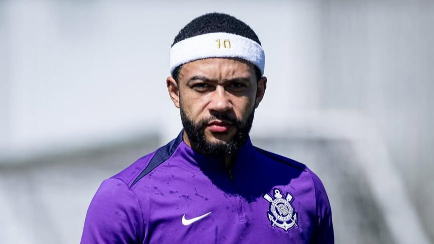 Imagem da noticia Memphis vira dúvida na reapresentação do elenco do Corinthians