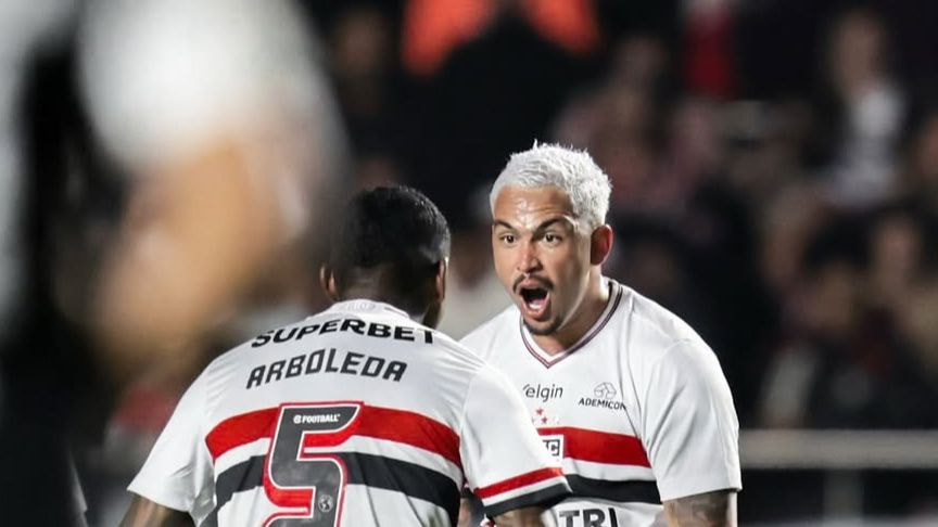 Imagem da noticia Luciano brilha, São Paulo vence o Corinthians e acaba com jejum no Brasileirão