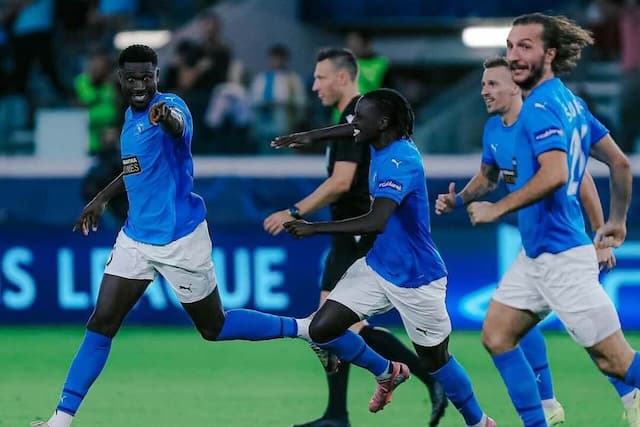 Pafos arranca empate do Monaco com gol de David Luiz na Champions Pafos arranca empate do Monaco com gol de David Luiz na Champions