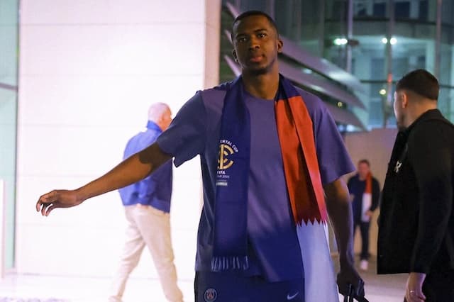 PSG chega ao Catar para final do Intercontinental contra o Flamengo PSG chega ao Catar para final do Intercontinental contra o Flamengo