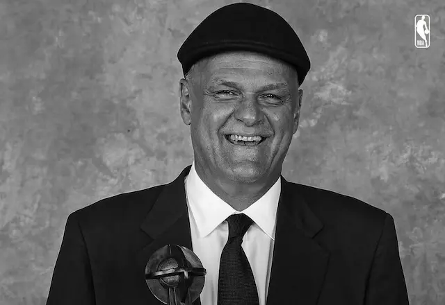 NBA exalta Oscar e cita recusa do brasileiro em jogar nos EUA NBA exalta Oscar e cita recusa do brasileiro em jogar nos EUA