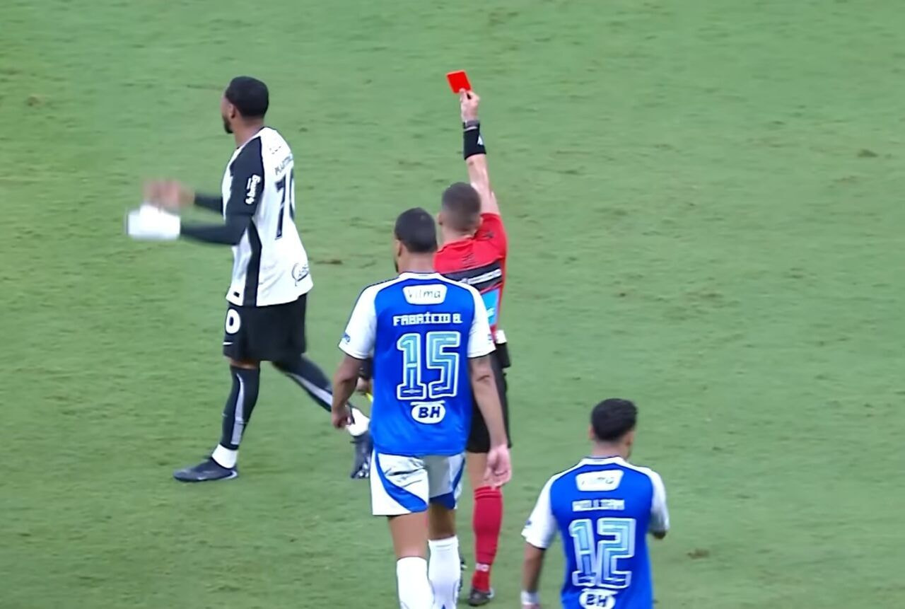 Imagem da noticia Corinthians multa Martínez após expulsão relâmpago contra o Cruzeiro