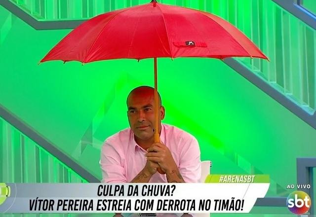 Imagem da noticia Emerson Sheik detona o Corinthians: "O São Paulo atropelou"