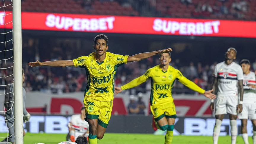 Imagem da noticia São Paulo perde para o Mirassol e é vaiado no Morumbis