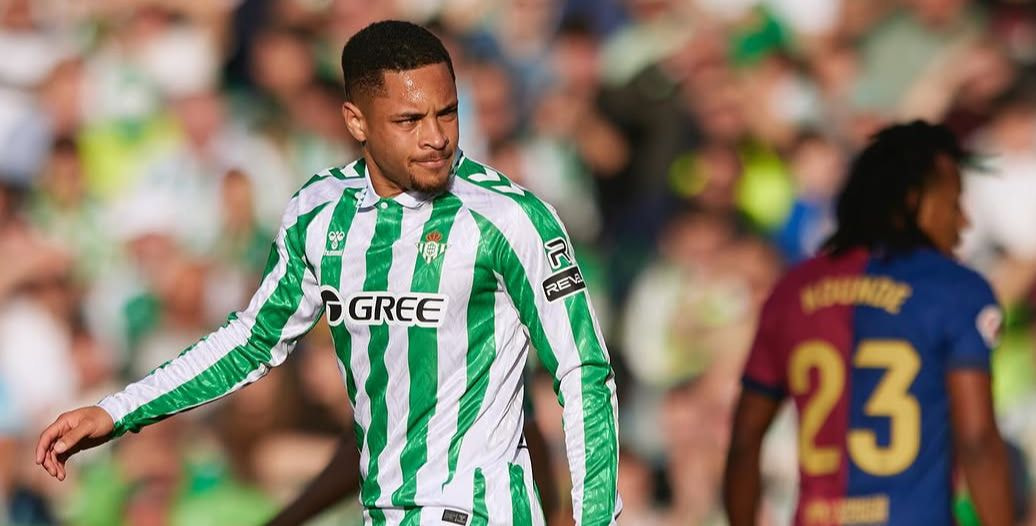 Imagem da noticia Palmeiras fará nova proposta de compra por Vitor Roque, diz jornalista