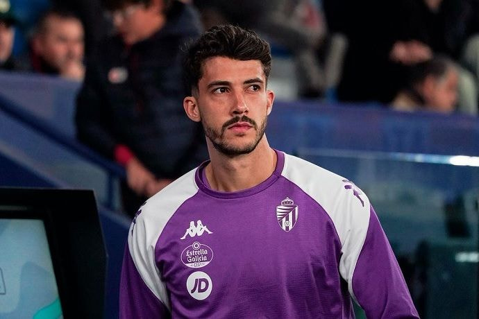 Imagem da noticia Corinthians encaminha contratação de Gustavo Henrique; veja detalhes