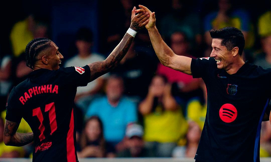 Imagem da noticia Com show de Lewandowski e Raphinha, e Barcelona goleia o Villarreal na La Liga