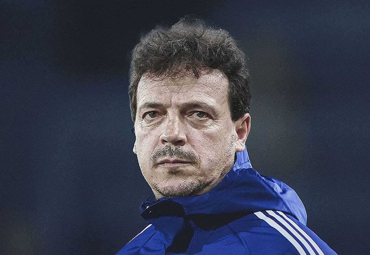 Imagem da noticia Cruzeiro anuncia Fernando Diniz como novo técnico