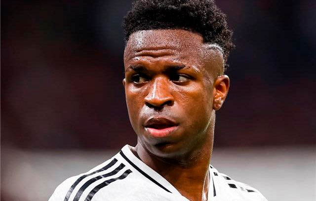 Imagem da noticia LaLiga vai denunciar Vini Jr. e torcedores do Rayo Vallecano por insultos