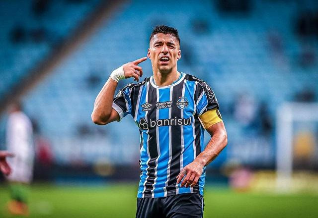 Imagem da noticia Suárez confirma saída do Grêmio após fim da temporada