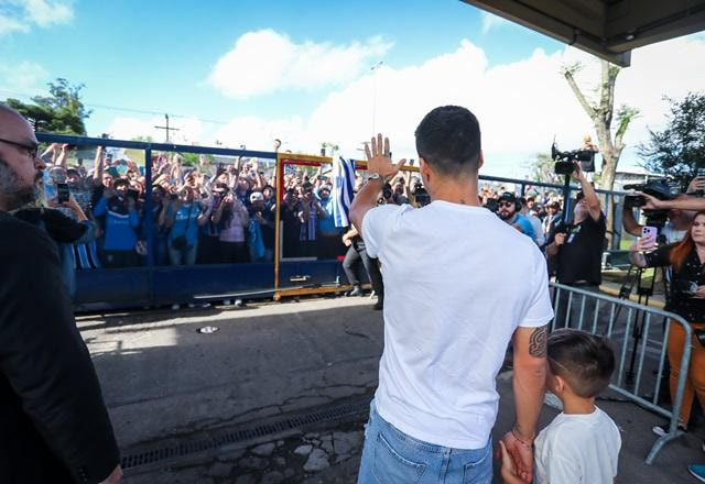 Imagem da noticia Renato Gaúcho confirma que Suárez desejava se aposentar: "Queria parar"