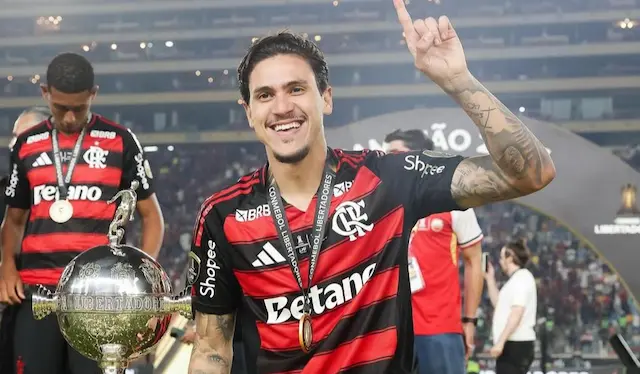 Entenda motivo do Flamengo buscar outro centroavante mesmo com Pedro no elenco Entenda motivo do Flamengo buscar outro centroavante mesmo com Pedro no elenco