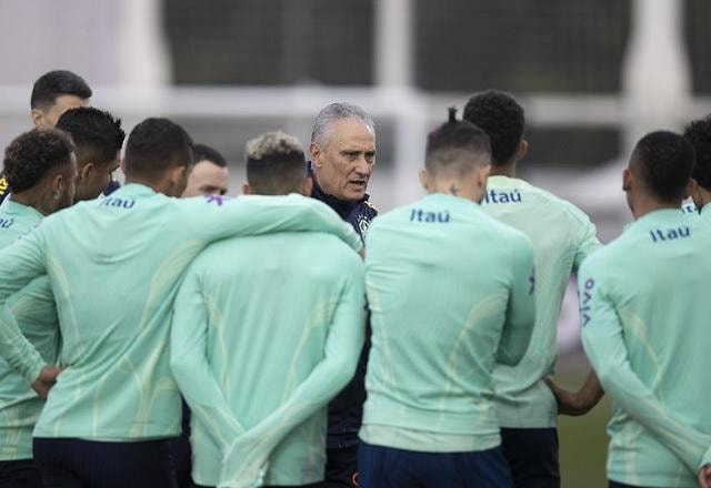 Imagem da noticia Quarto treino do Brasil para a Copa tem Paquetá de volante e ensaio para estreia