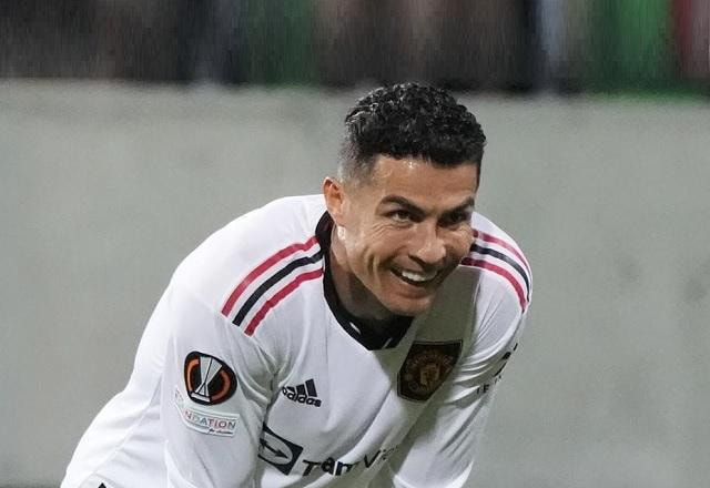 Imagem da noticia Técnico do United admite Cristiano Ronaldo "infeliz" por não jogar: "Fica p..."