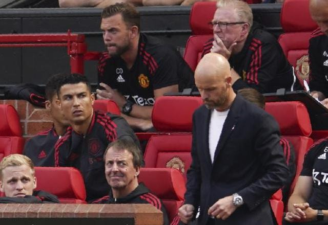 Imagem da noticia Ten Hag explica Cristiano Ronaldo no banco após goleada do City: "Respeito à carreira"