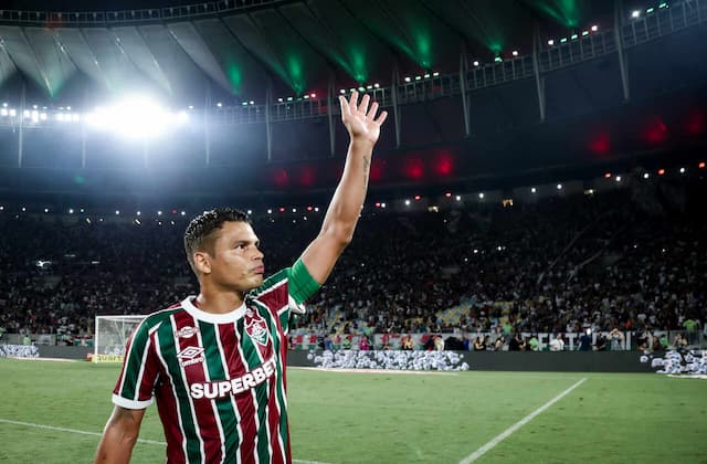 Thiago Silva assina rescisão de contrato e deixa o Fluminense Thiago Silva assina rescisão de contrato e deixa o Fluminense