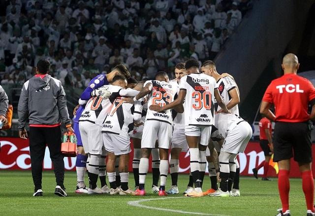 Imagem da noticia Vasco contesta anulação de gol do Paulinho contra Palmeiras