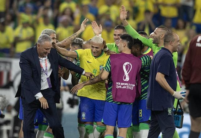Imagem da noticia Tite exalta Neymar após vitória do Brasil: "Liderança técnica"