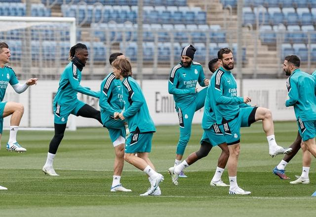 Imagem da noticia Real Madrid x Manchester City: onde assistir, escalações e desfalques
