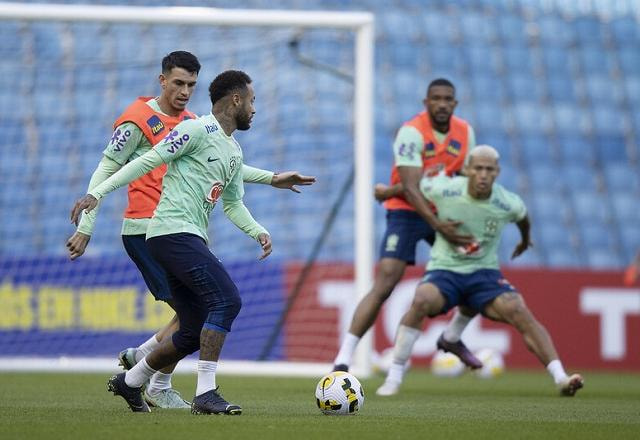 Imagem da noticia Seleção brasileira busca manter 100% no século nos dois jogos pré-Copa