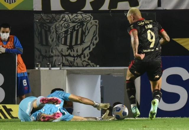 Imagem da noticia Santos x Flamengo: onde assistir, escalações e desfalques