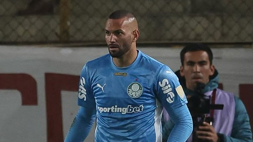 Imagem da noticia Palmeiras libera Weverton sem custos para assinar com o Grêmio