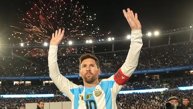 Messi coloca Brasil como um dos favoritos ao título da Copa do Mundo Messi coloca Brasil como um dos favoritos ao título da Copa do Mundo