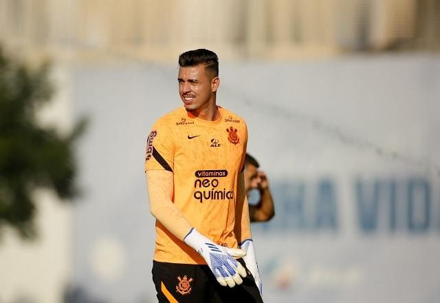 Imagem da noticia Vasco encaminha a contratação do goleiro Ivan, ex-Corinthians