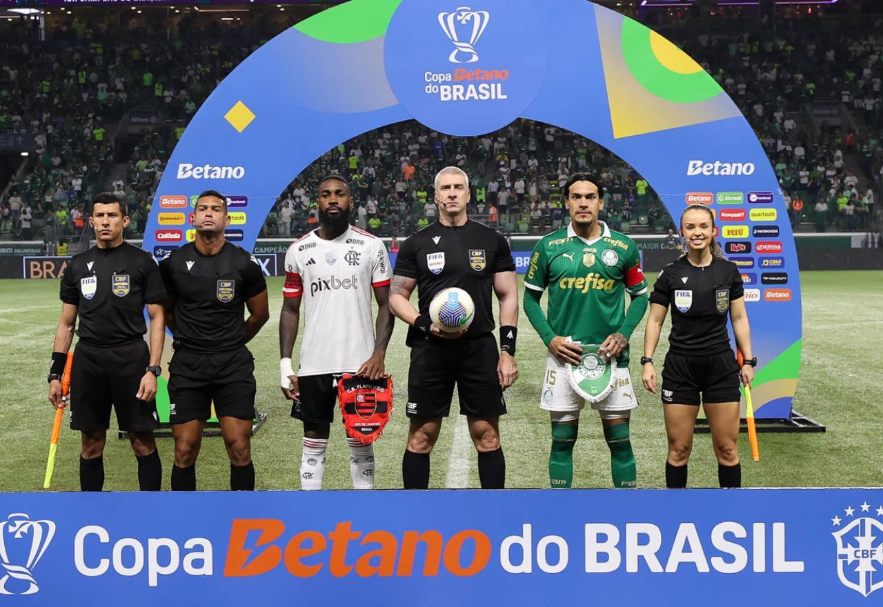 Imagem da noticia Flamengo x Palmeiras, clássico Ba-Vi e mais: veja os jogos deste domingo