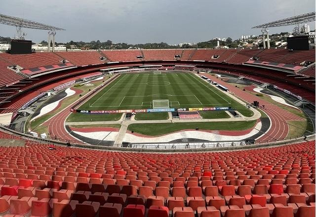 Imagem da noticia Morumbi recebe missa antes de São Paulo x Corinthians pela Copa do Brasil