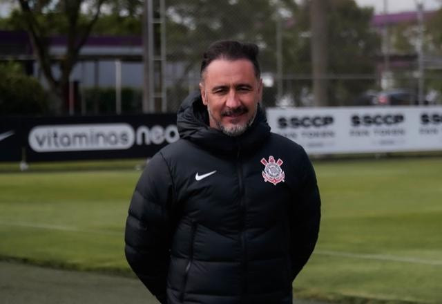 Imagem da noticia Vítor Pereira comenta saída do Corinthians para o Flamengo: "Estou pagando a conta"