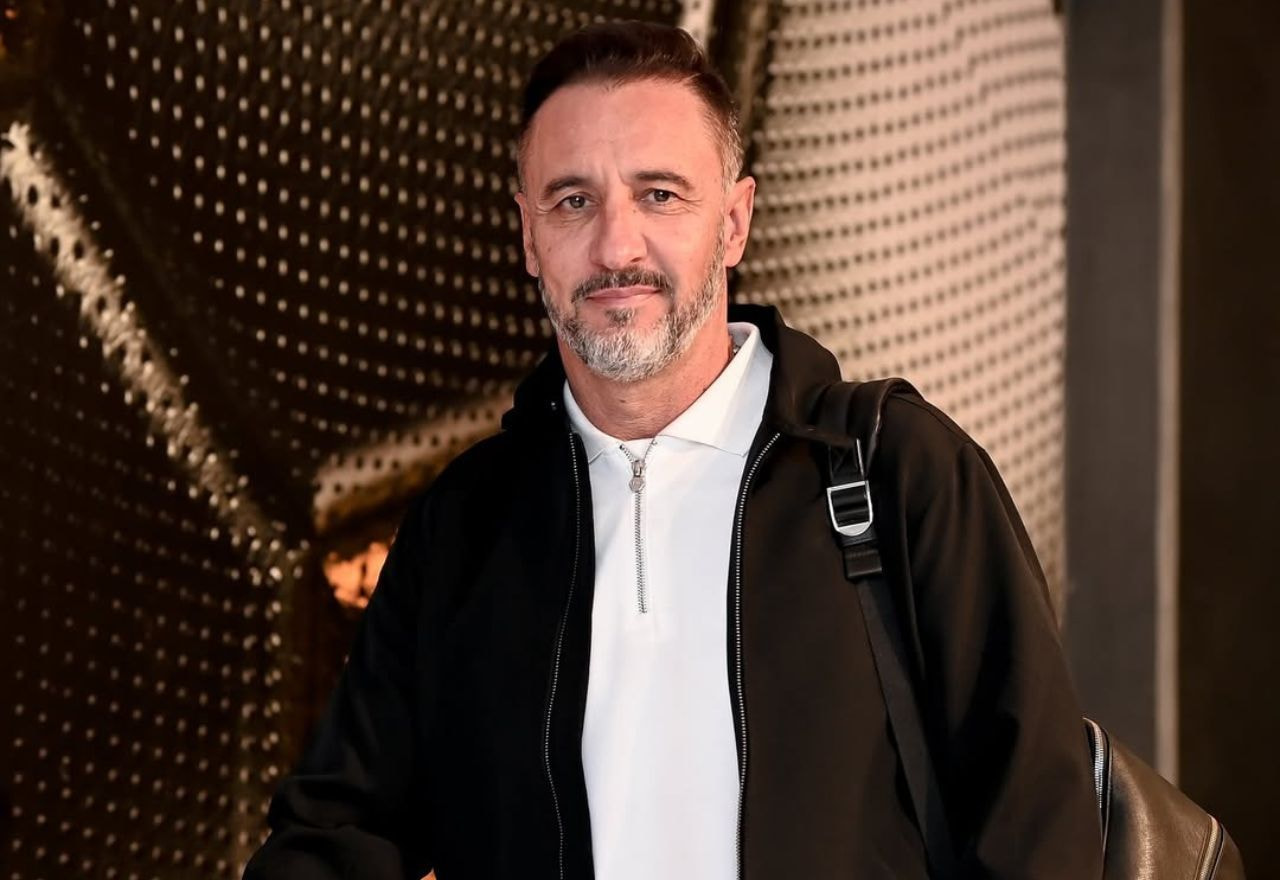 Imagem da noticia Vitor Pereira, ex-Corinthians e Flamengo, afirma que Inglaterra é o "país do futebol"