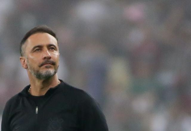 Imagem da noticia Vítor Pereira exalta reação do Corinthians: "Equipe com espírito"