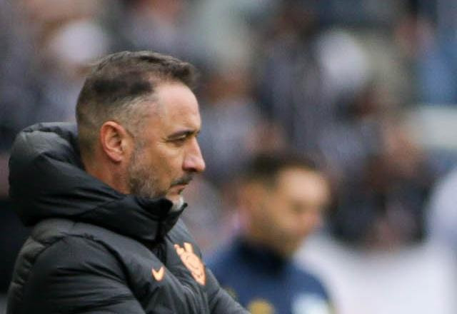 Imagem da noticia Vítor Pereira, sobre empate do Corinthians com Inter: "Fiz c... muito grande"