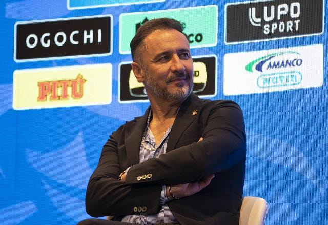 Imagem da noticia Vítor Pereira projeta Corinthians x Flamengo: "Vai ser um grande espetáculo"